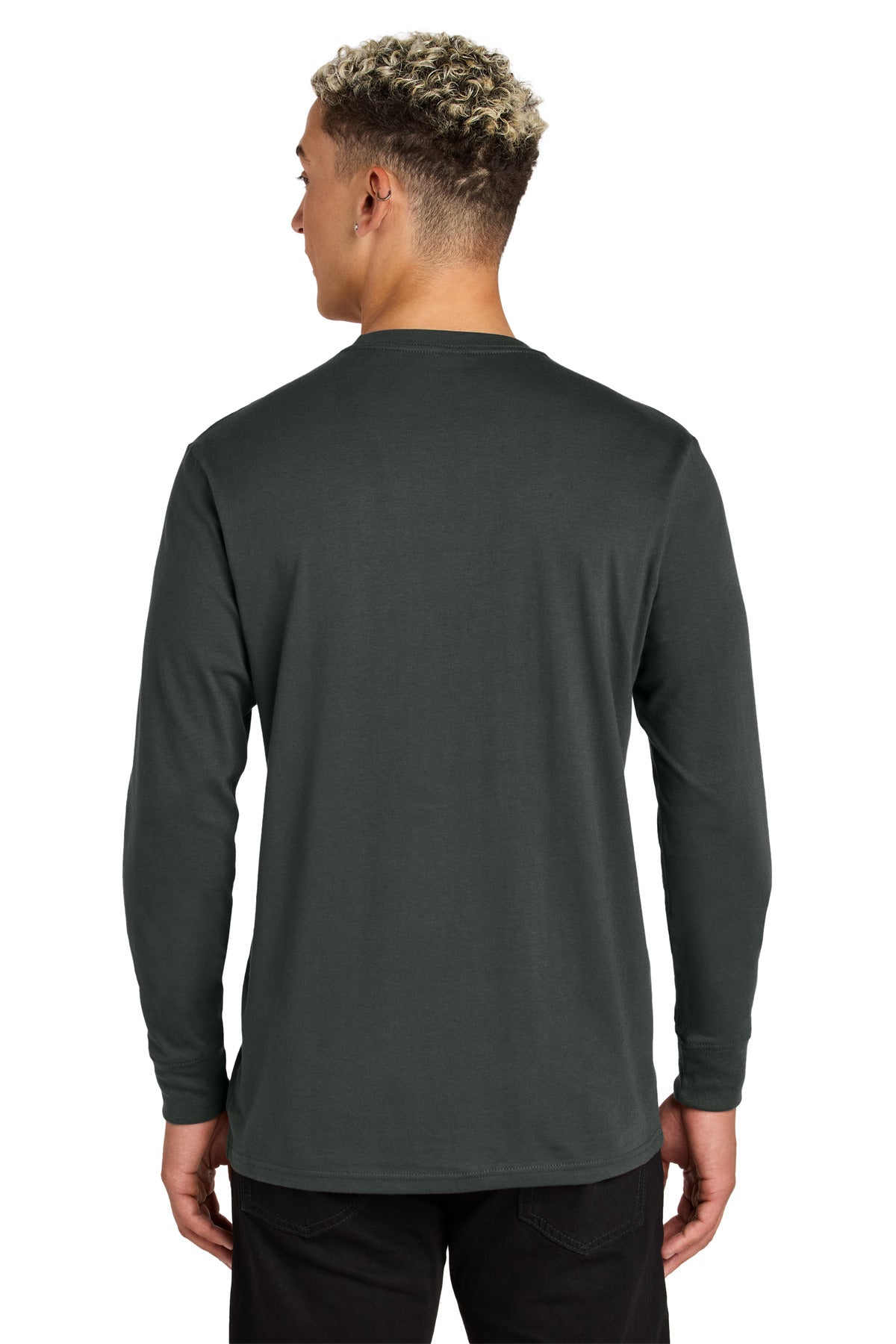 Organic cotton shirt sleeve and cuff detail
