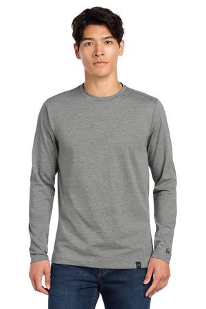 New Era  Heritage Blend Long Sleeve Crew Tee. NEA102