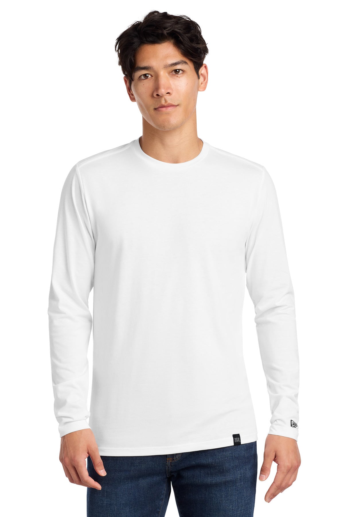 New Era  Heritage Blend Long Sleeve Crew Tee. NEA102